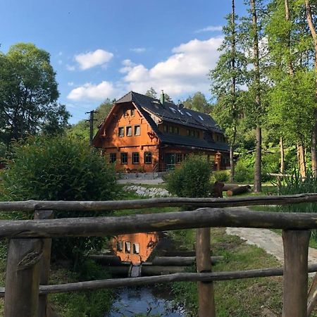 فندق Kamenacka Myslivna Moravany  المظهر الخارجي الصورة