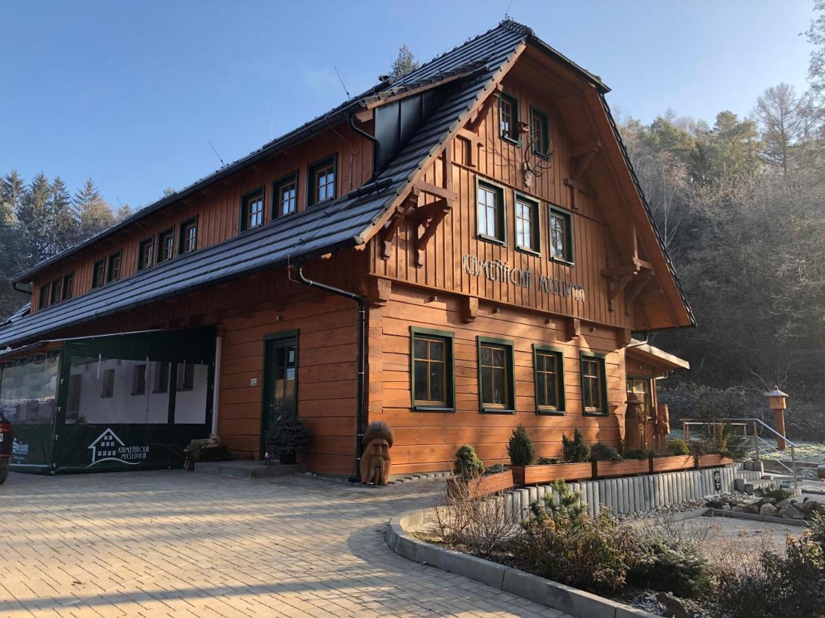 فندق Kamenacka Myslivna Moravany  المظهر الخارجي الصورة
